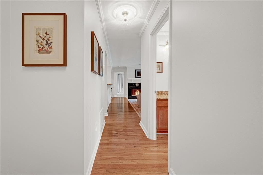 2 bedroom, 2 bathroom, 1,382 sq ft condominium under contract at 1538 Chantilly Drive 112, Atlanta, GA 30324 — photo 2