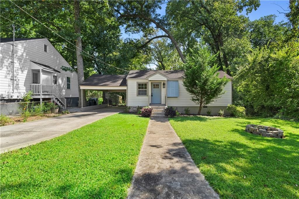 1 bedroom, 1 bathroom, 622 sq ft single family residence for sale at 138 W Dixie Avenue, Marietta, GA 30008 — photo 2