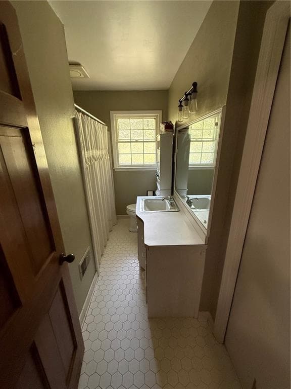 4 bedroom, 2 bathroom, 1,808 sq ft single family residence for sale at 3906 Cardinal Drive, Tucker, GA 30084 — photo 4