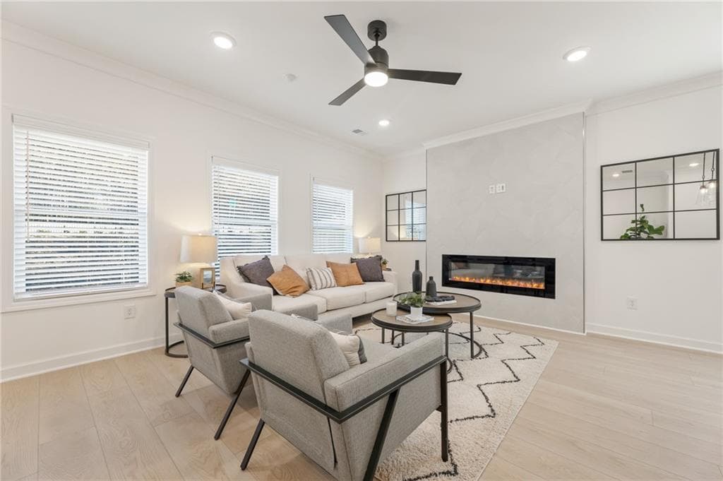 3 bedroom, 3 bathroom, 1,805 sq ft townhouse for sale at 684 Sunstone Lane, Lawrenceville, GA 30043 — photo 5