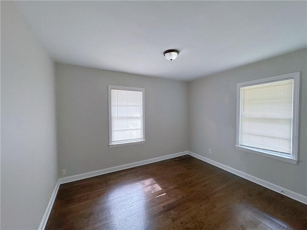5 bedroom, 2 bathroom, 1,800 sq ft single family residence for sale at 478 Pine Drive, Stone Mountain, GA 30083 — photo 9