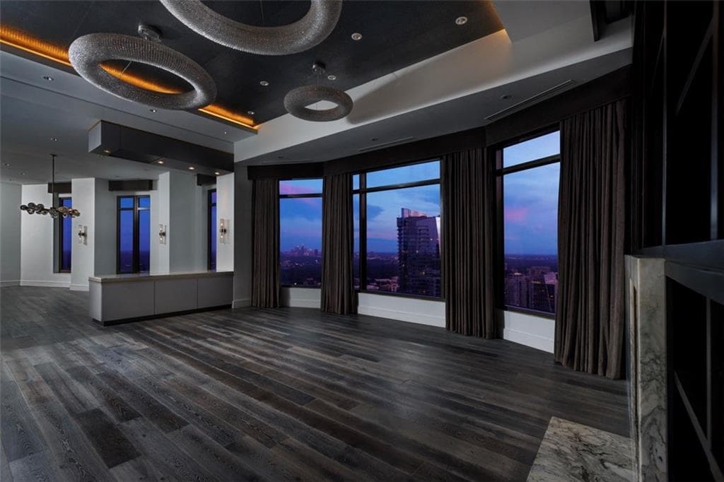 3 bedroom, 5 bathroom, 4,863 sq ft condominium for sale at 3376 Peachtree Road 56, Atlanta, GA 30326 — photo 3