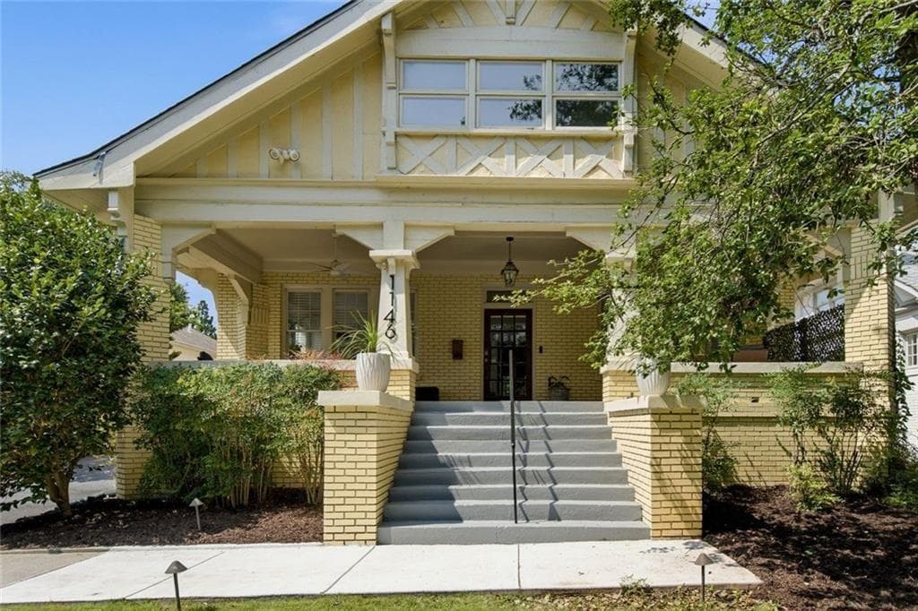 6 bedroom, 4 bathroom, 3,686 sq ft single family residence under contract at 1146 St Augustine Place, Atlanta, GA 30306 — photo 3