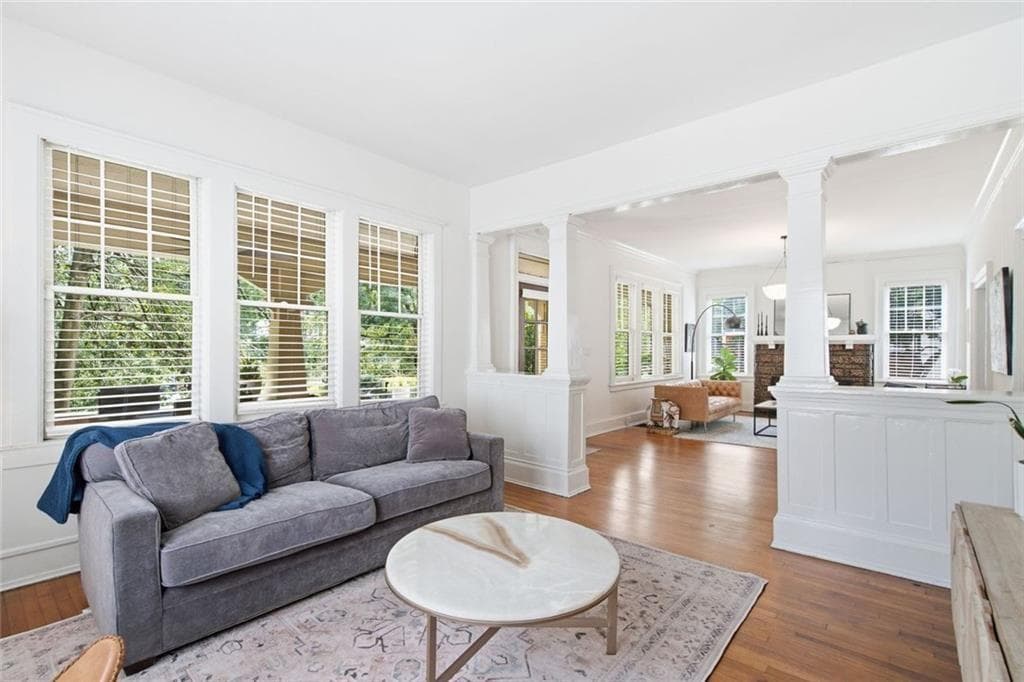 6 bedroom, 4 bathroom, 3,686 sq ft single family residence under contract at 1146 St Augustine Place, Atlanta, GA 30306 — photo 9