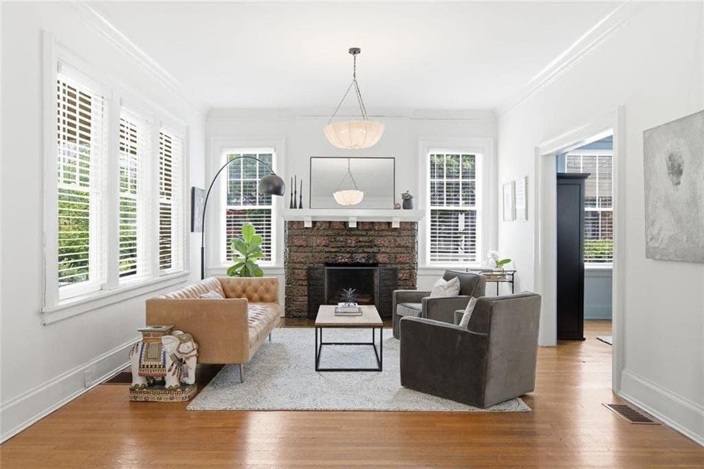 6 bedroom, 4 bathroom, 3,686 sq ft single family residence under contract at 1146 St Augustine Place, Atlanta, GA 30306 — photo 10