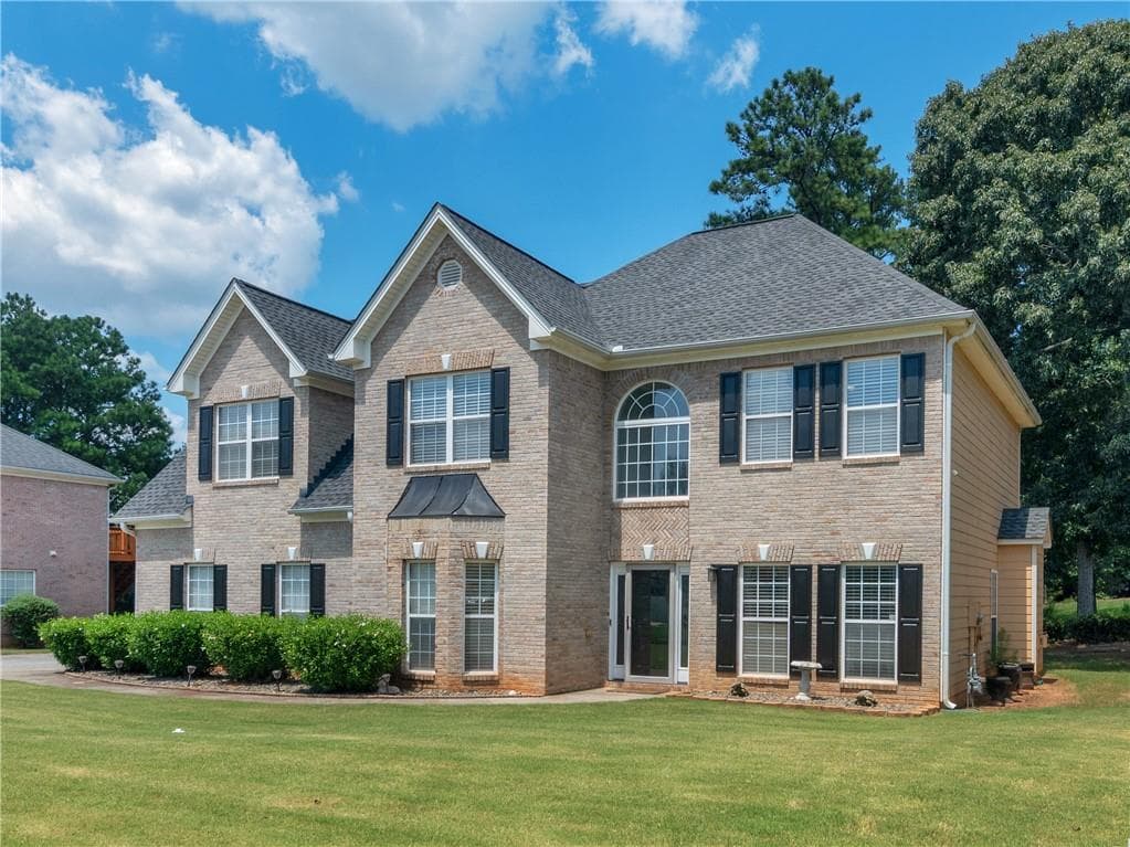 4 bedroom, 4 bathroom, 3,251 sq ft single family residence for sale at 1224 Saxony Drive, Conyers, GA 30013 — photo 3