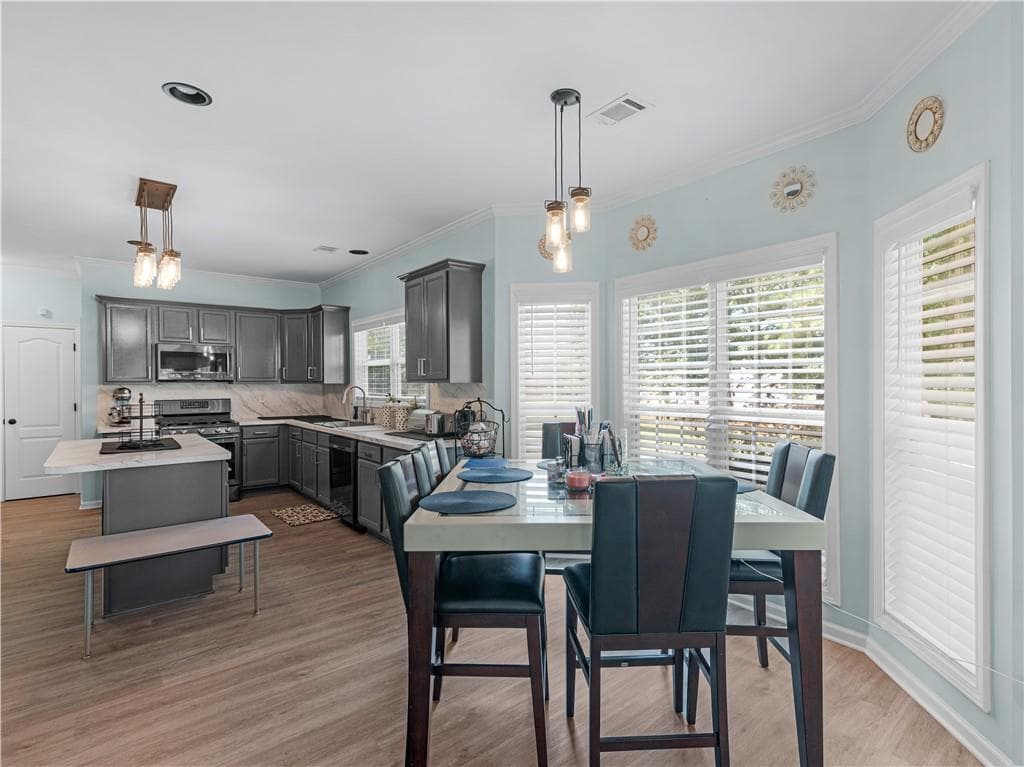 4 bedroom, 4 bathroom, 3,251 sq ft single family residence for sale at 1224 Saxony Drive, Conyers, GA 30013 — photo 10