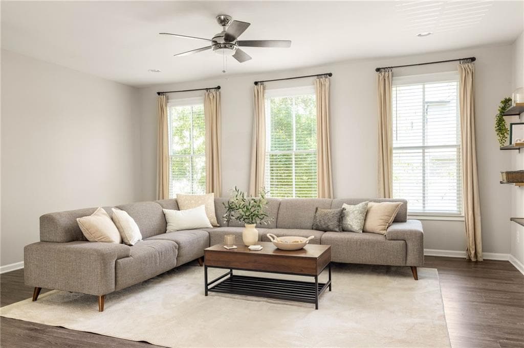 3 bedroom, 4 bathroom, 2,073 sq ft townhouse for sale at 753 SE Hamilton Circle, Atlanta, GA 30312 — photo 3