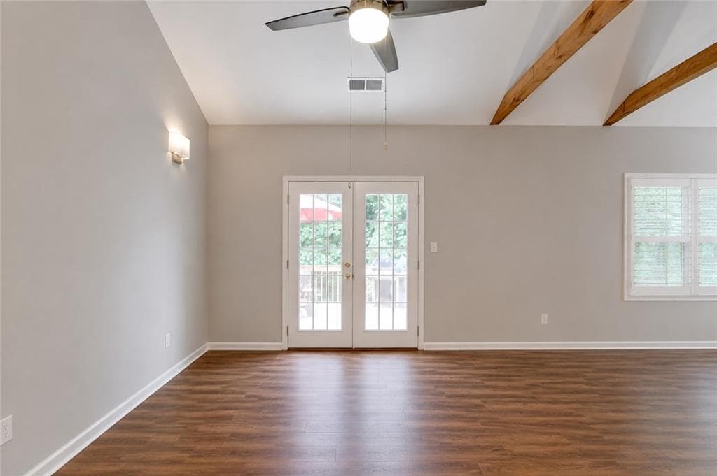 2 bedroom, 2 bathroom, 2,250 sq ft condominium for sale at 3321 Raes Creek Road BLDG 11, Marietta, GA 30008 — photo 9