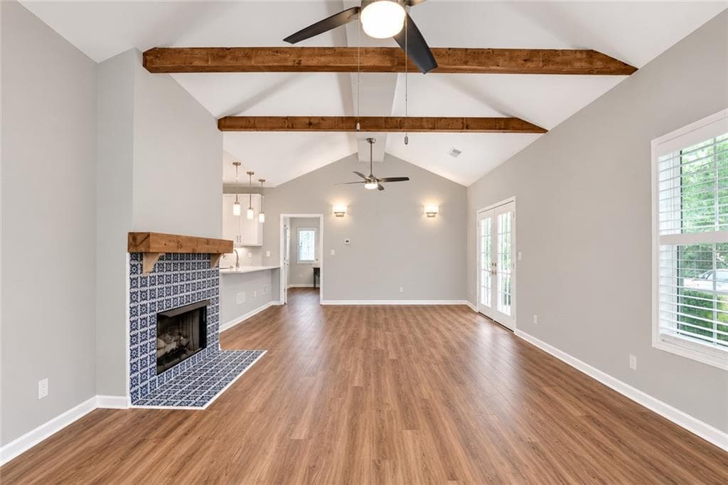 2 bedroom, 2 bathroom, 2,250 sq ft condominium for sale at 3321 Raes Creek Road BLDG 11, Marietta, GA 30008 — photo 5