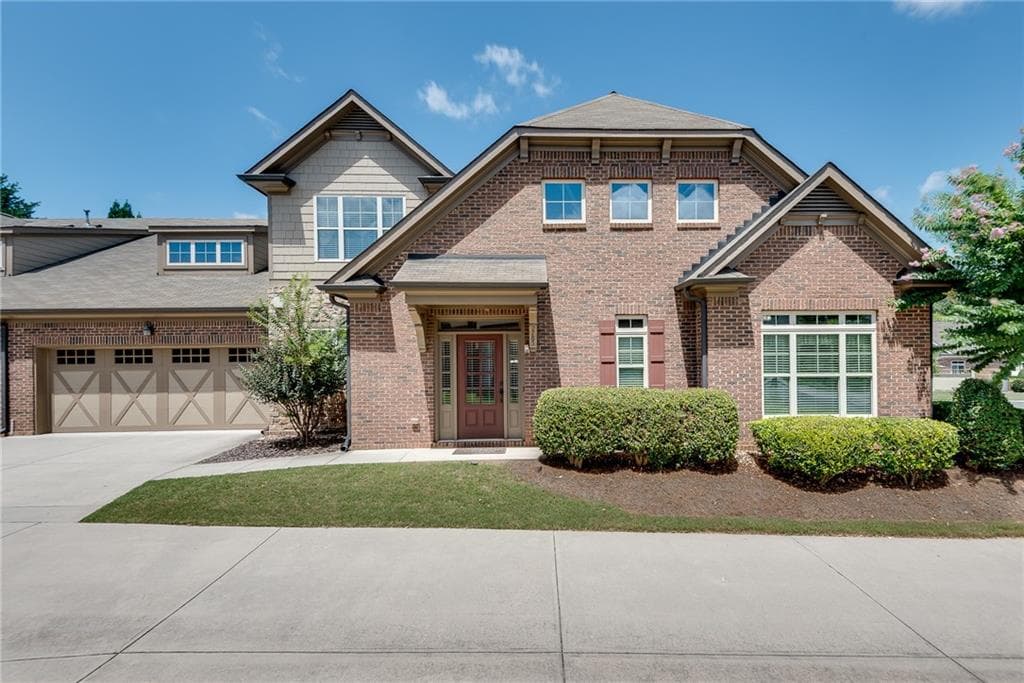 3 bedroom, 3 bathroom, 2,142 sq ft condominium for sale at 2785 Middlecreek Way, Cumming, GA 30041