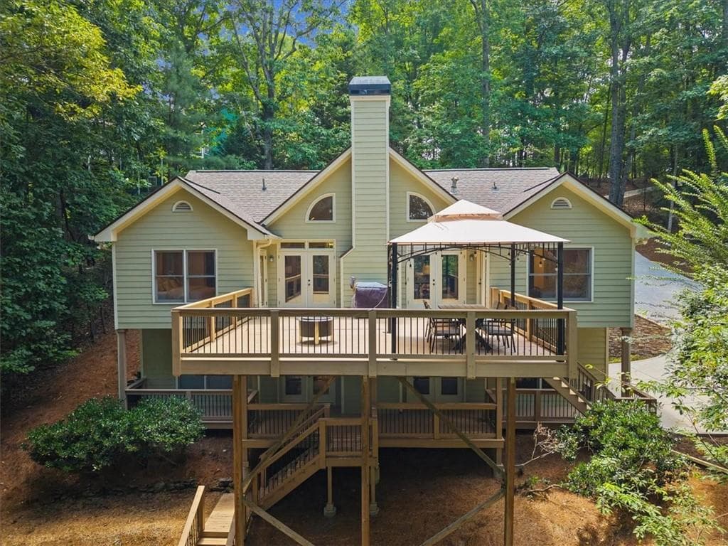 3 bedroom, 4 bathroom, 2,241 sq ft home for sale at 3410 Banks Mountain Place, Gainesville, GA