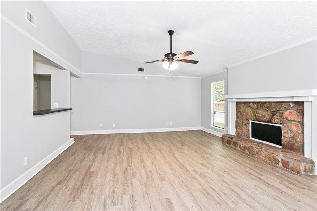 3 bedroom, 2 bathroom, 1,584 sq ft single family residence for rent at 1374 Smokey Mountain Court, Marietta, GA 30066 for $2,325 a month — photo 4