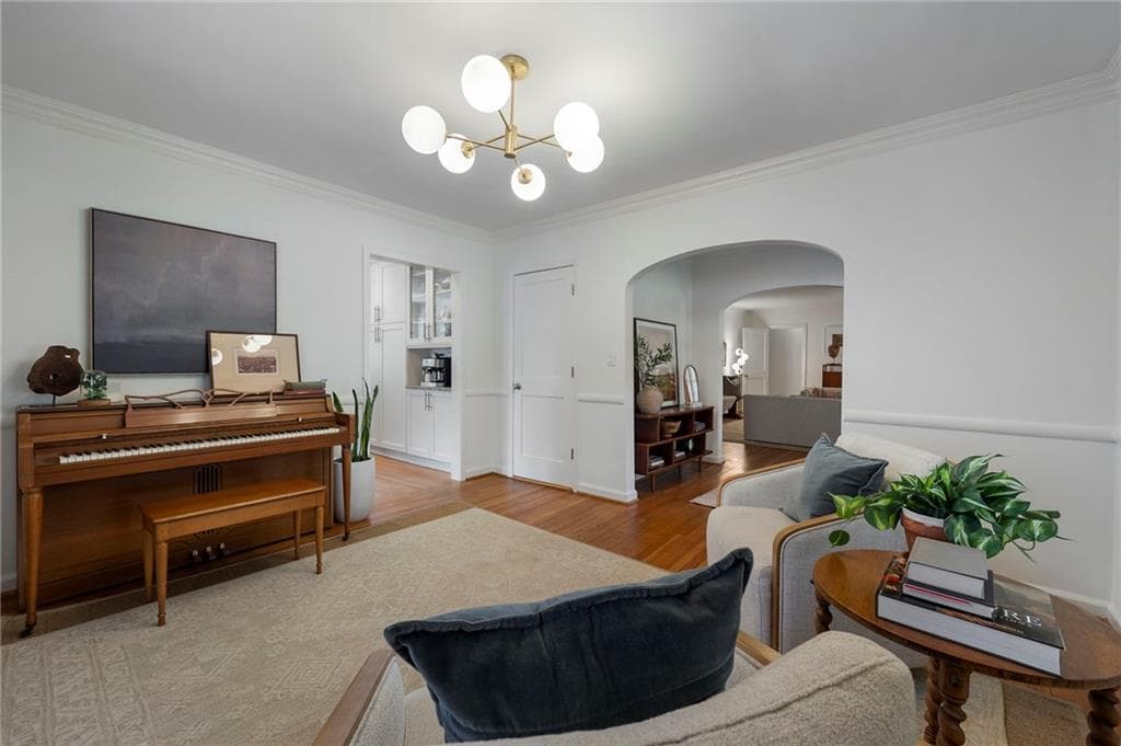 5 bedroom, 3 bathroom, 3,446 sq ft single family residence under contract at 874 Artwood Road, Atlanta, GA 30307 — photo 6
