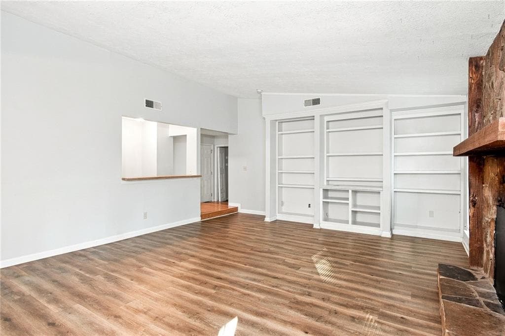 3 bedroom, 2 bathroom, 1,651 sq ft single family residence for rent at 1515 Captain Thomas Court, Marietta, GA 30066 for $2,135 a month — photo 6