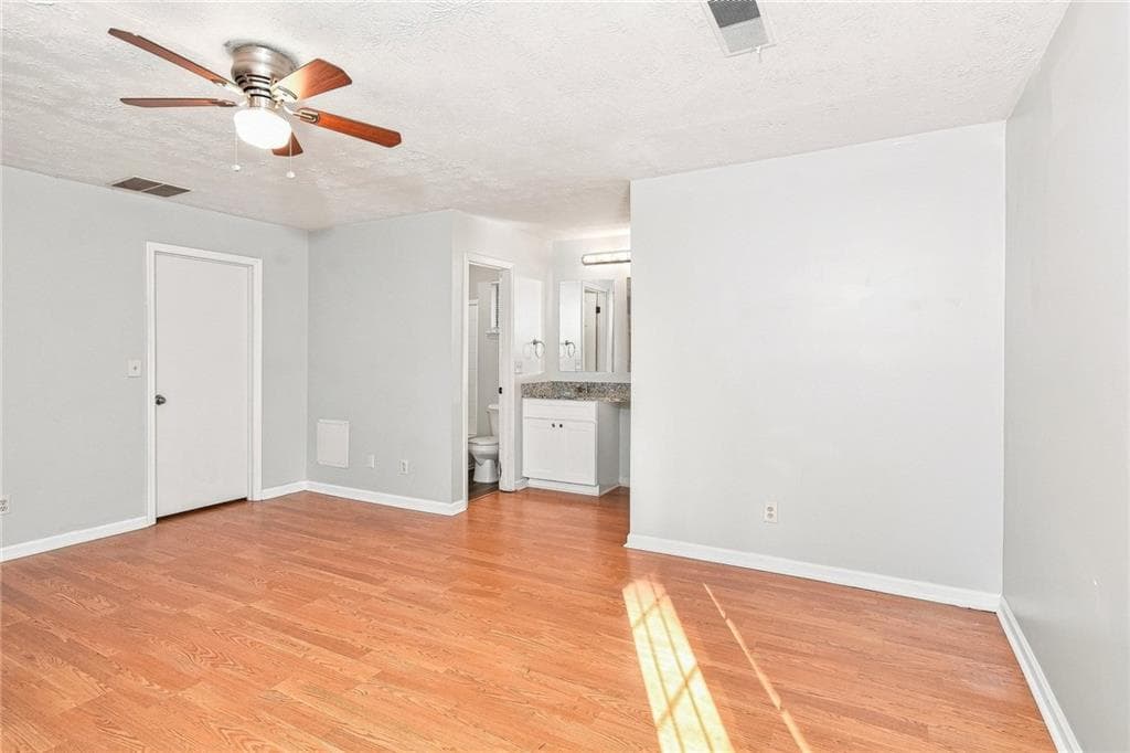 3 bedroom, 2 bathroom, 1,651 sq ft single family residence for rent at 1515 Captain Thomas Court, Marietta, GA 30066 for $2,135 a month — photo 8