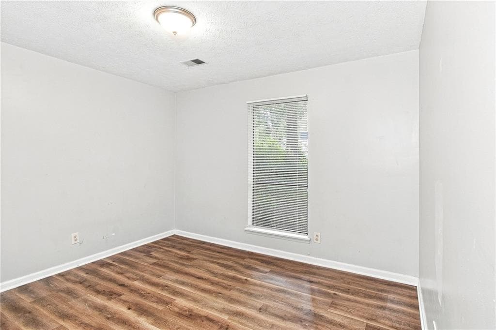 3 bedroom, 2 bathroom, 1,651 sq ft single family residence for rent at 1515 Captain Thomas Court, Marietta, GA 30066 for $2,135 a month — photo 10