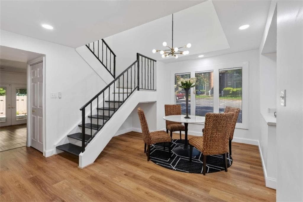 2 bedroom, 3 bathroom, 1,622 sq ft townhouse for sale at 2000 Stratford Place, Marietta, GA 30067 — photo 3