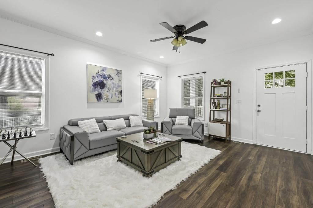 3 bedroom, 4 bathroom, 2,000 sq ft single family residence for sale at 1986 Memorial Drive, Atlanta, GA 30317 — photo 5