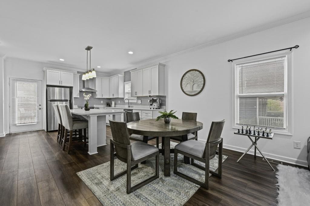 3 bedroom, 4 bathroom, 2,000 sq ft single family residence for sale at 1986 Memorial Drive, Atlanta, GA 30317 — photo 6