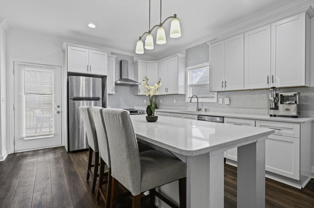 3 bedroom, 4 bathroom, 2,000 sq ft single family residence for sale at 1986 Memorial Drive, Atlanta, GA 30317 — photo 9