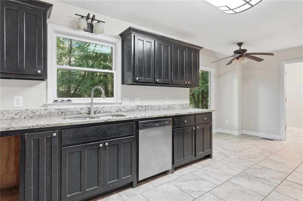 5 bedroom, 3 bathroom, 2,279 sq ft single family residence for rent at 2753 Allyn Way, Kennesaw, GA 30152 for $2,300 a month — photo 5