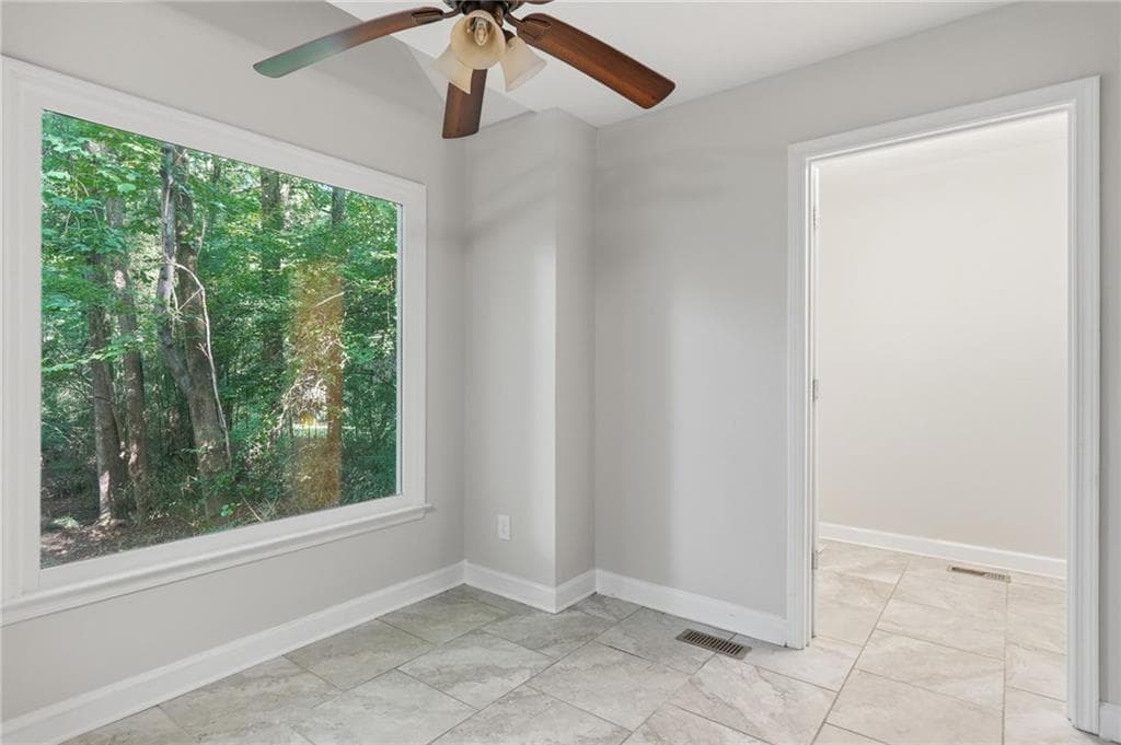 5 bedroom, 3 bathroom, 2,279 sq ft single family residence for rent at 2753 Allyn Way, Kennesaw, GA 30152 for $2,300 a month — photo 7