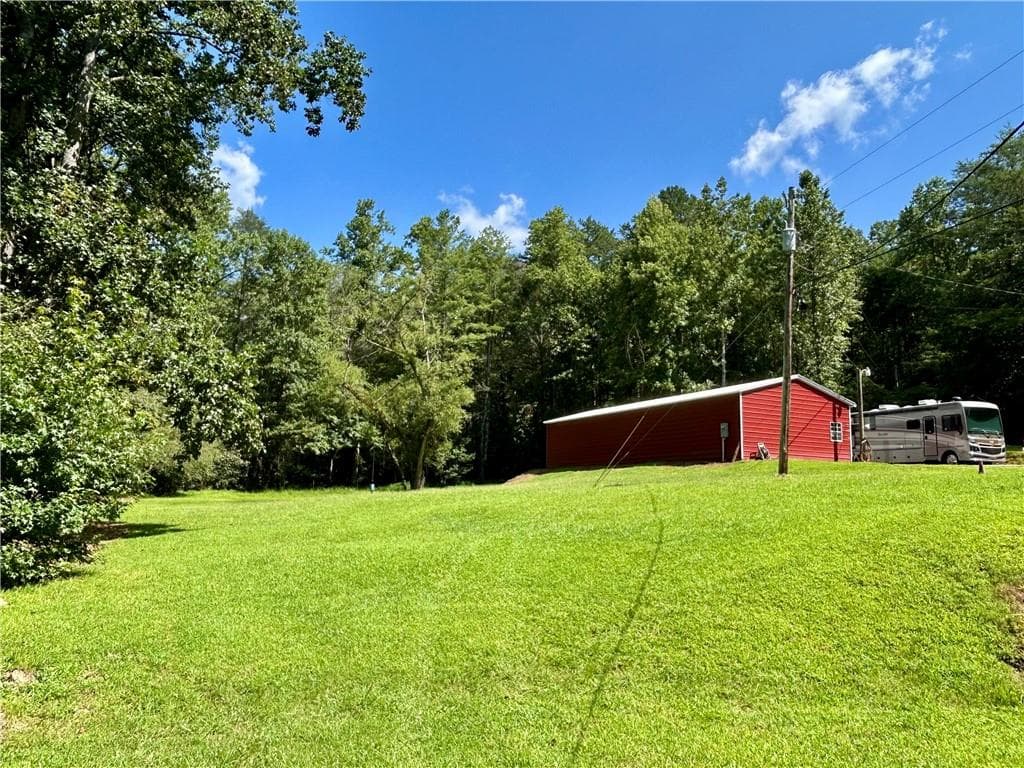 2 bedroom, 2 bathroom, 1,281 sq ft single family residence for sale at 581 N Garrett Branch Road, Ellijay, GA 30536 — photo 4