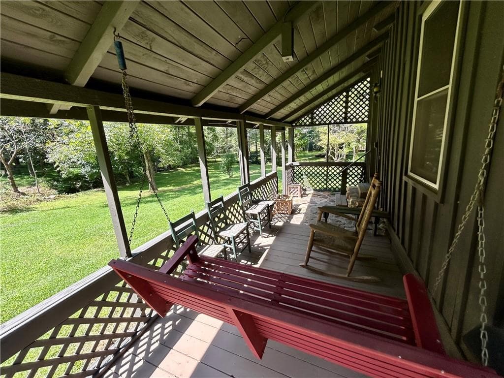 2 bedroom, 2 bathroom, 1,281 sq ft single family residence for sale at 581 N Garrett Branch Road, Ellijay, GA 30536 — photo 10