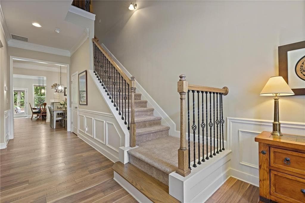3 bedroom, 3 bathroom, 2,688 sq ft townhouse for sale at 1971 Silver Birch Drive, Smyrna, GA 30080 — photo 9
