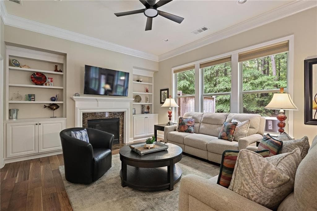 3 bedroom, 3 bathroom, 2,688 sq ft townhouse for sale at 1971 Silver Birch Drive, Smyrna, GA 30080 — photo 4