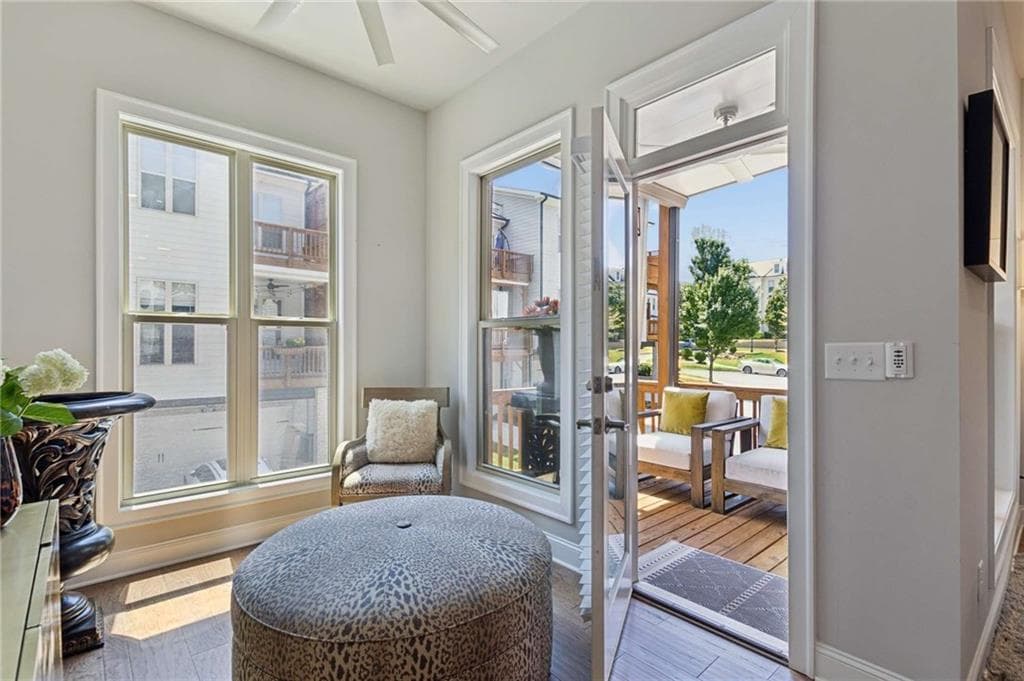 3 bedroom, 4 bathroom, 2,300 sq ft townhouse for sale at 4351 Parkside Place, Sandy Springs, GA 30342 — photo 9