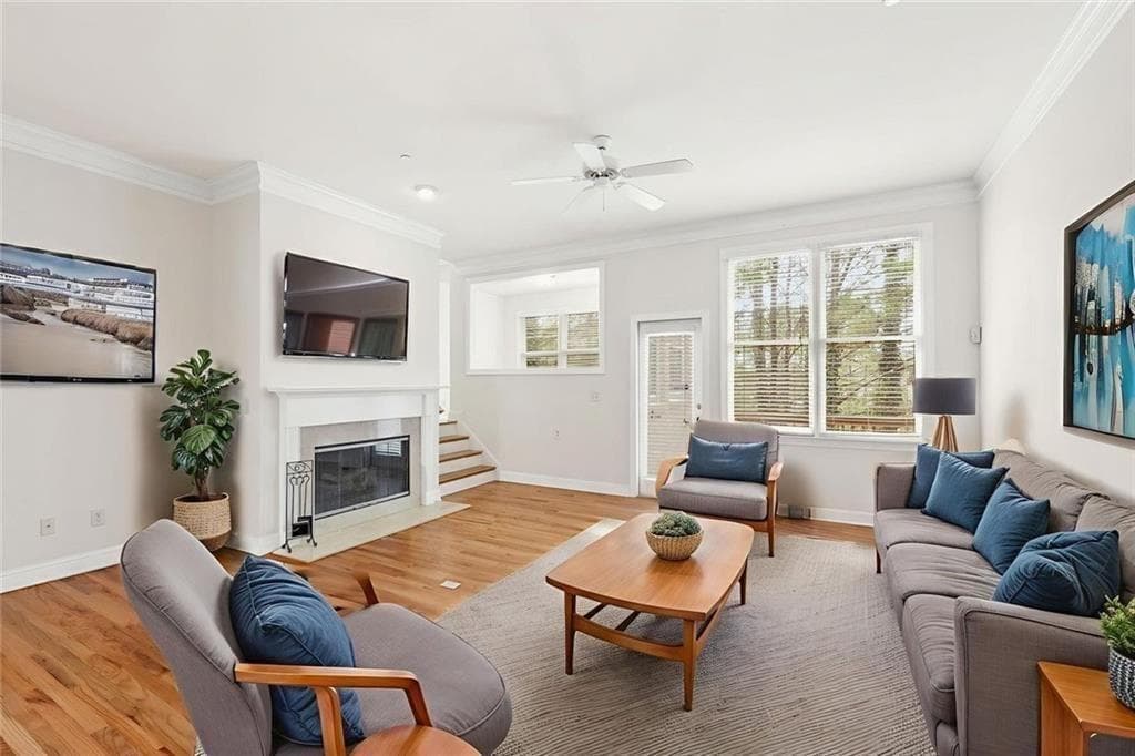 3 bedroom, 4 bathroom, 3,195 sq ft townhouse for sale at 1266 Creekside Terrace, Smyrna, GA 30082 — photo 2