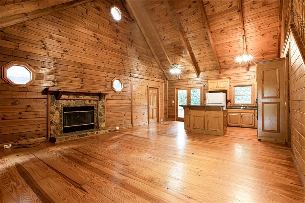 3 bedroom, 2 bathroom, 1,332 sq ft single family residence under contract at 3019 Haralson Road, Decatur, GA 30033 — photo 3