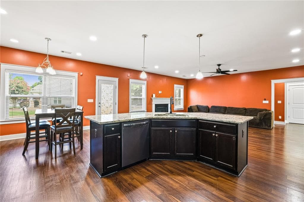 4 bedroom, 3 bathroom, 2,669 sq ft single family residence for sale at 2600 Wevok Way, Grayson, GA 30017 — photo 7