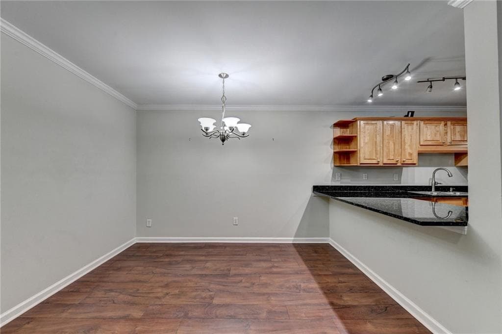 2 bedroom, 2 bathroom, 1,225 sq ft condominium for sale at 702 Brighton Point, Sandy Springs, GA 30328 — photo 4