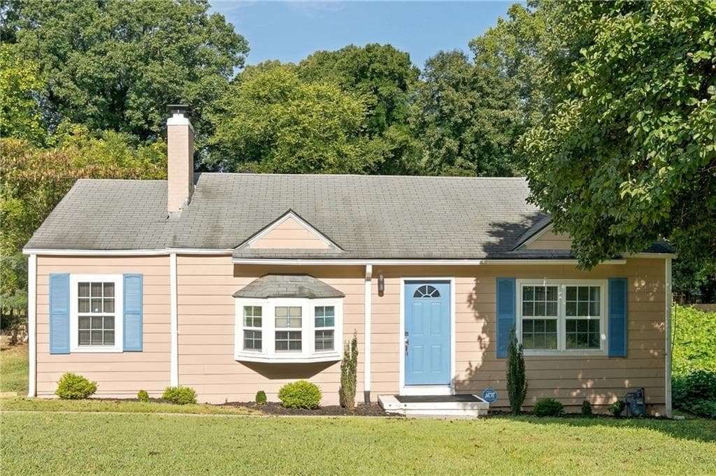 3 bedroom, 2 bathroom, 1,339 sq ft single family residence for rent at 1357 Lorenzo Drive, Atlanta, GA 30310 for $1,750 a month — photo 1 of 44