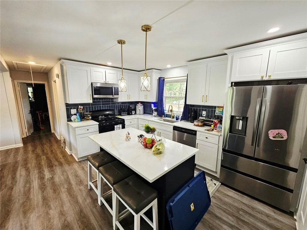 2 bedroom, 1 bathroom, 867 sq ft single family residence for sale at 2096 Venesa Circle Circle, Austell, GA 30168 — photo 8
