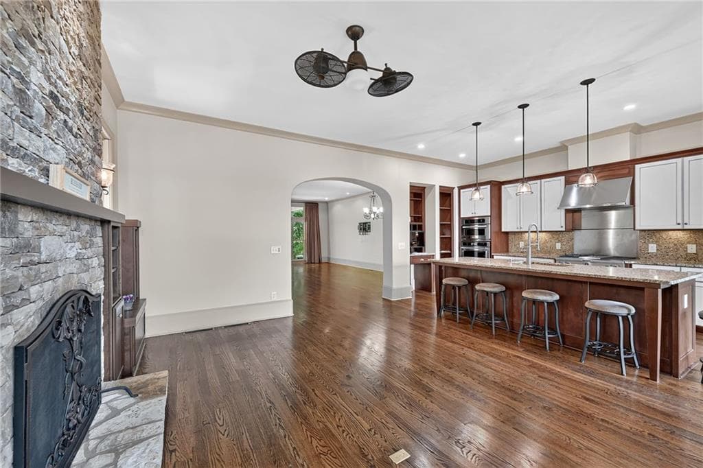 3 bedroom, 4 bathroom, 3,020 sq ft townhouse for sale at 3165 Neal Court, Cumming, GA 30041 — photo 9