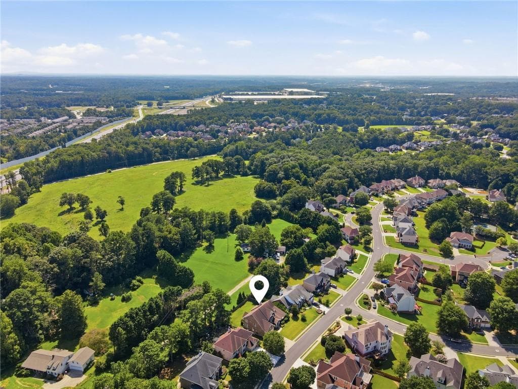 5 bedroom, 4 bathroom, 3,537 sq ft single family residence for sale at 2985 Ivy Brook Lane, Buford, GA 30519 — photo 2