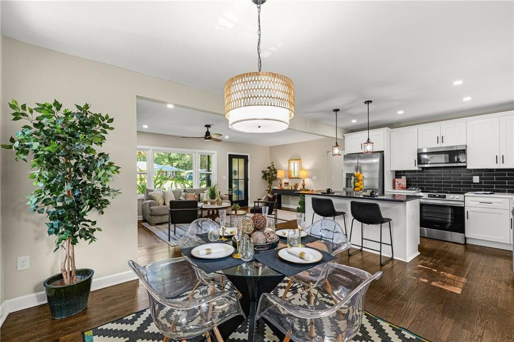 3 bedroom, 2 bathroom, 1,328 sq ft single family residence under contract at 1340 Downs Drive, Atlanta, GA 30311 — photo 8