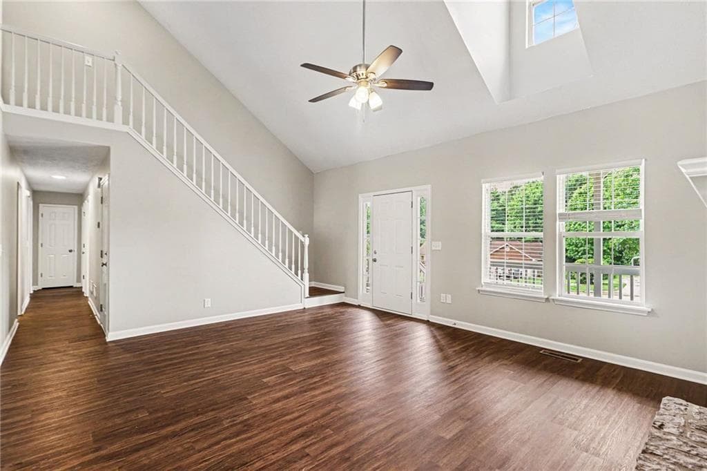 4 bedroom, 3 bathroom, 2,048 sq ft single family residence under contract at 227 Starlyn Drive, Hiram, GA 30141 — photo 4