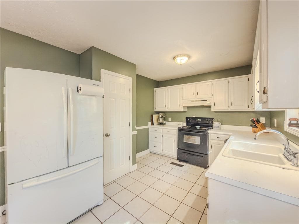 3 bedroom, 2 bathroom, 1,404 sq ft single family residence for sale at 55 Grandview Drive, Thomaston, GA 30286 — photo 5
