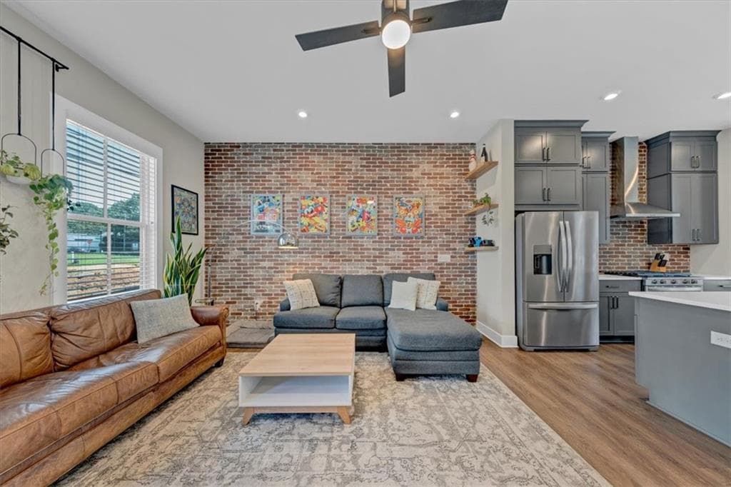 2 bedroom, 3 bathroom, 1,342 sq ft townhouse for sale at 114 Beardon Circle, Atlanta, GA 30316 — photo 5