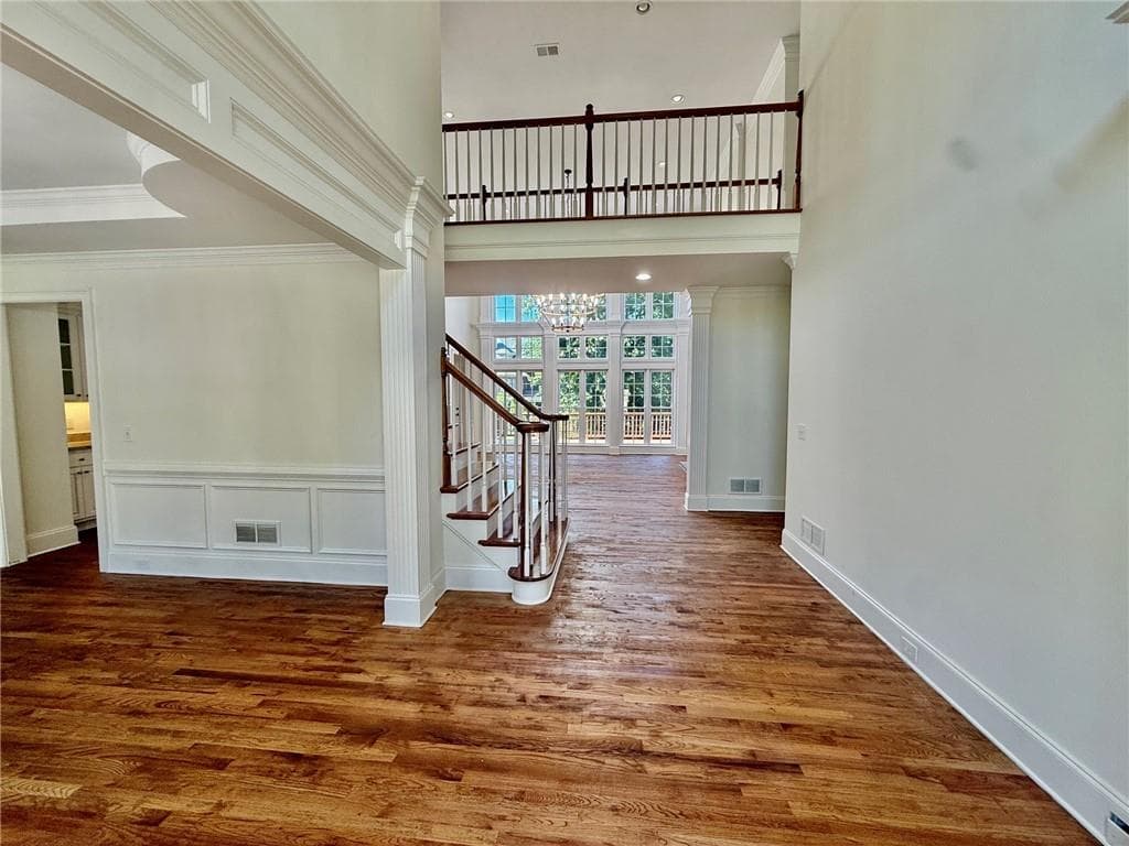 7 bedroom, 6 bathroom, 6,719 sq ft single family residence for sale at 7945 Saint Marlo Fairway Drive, Duluth, GA 30097 — photo 8