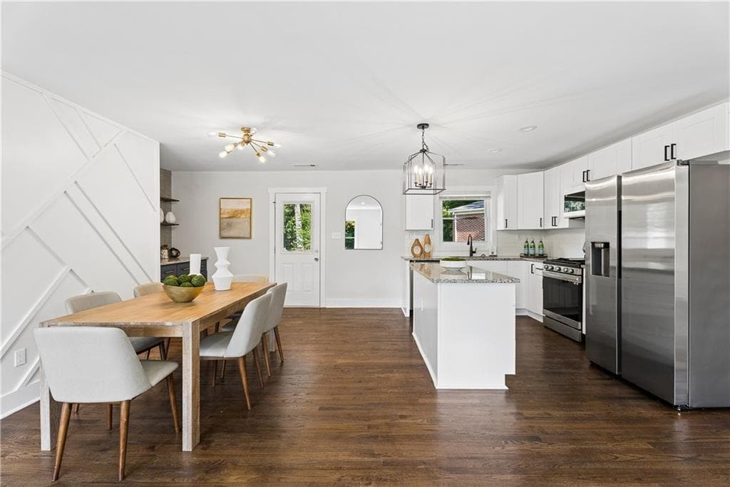 4 bedroom, 3 bathroom, 1,850 sq ft single family residence for sale at 645 Montevista Street, Atlanta, GA 30310 — photo 5