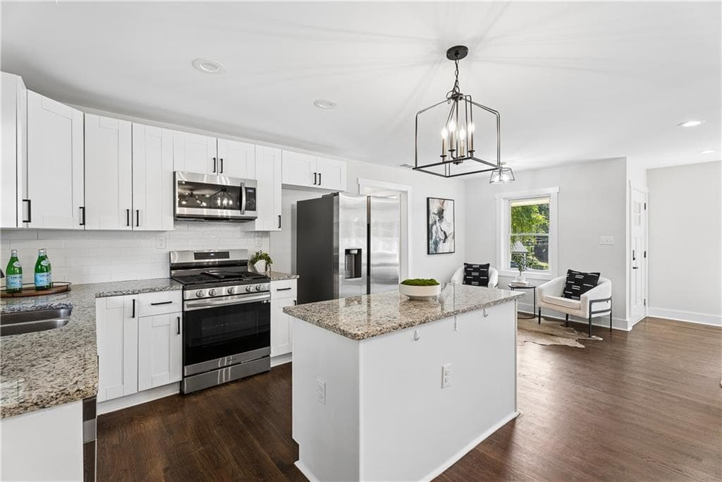 4 bedroom, 3 bathroom, 1,850 sq ft single family residence for sale at 645 Montevista Street, Atlanta, GA 30310 — photo 8