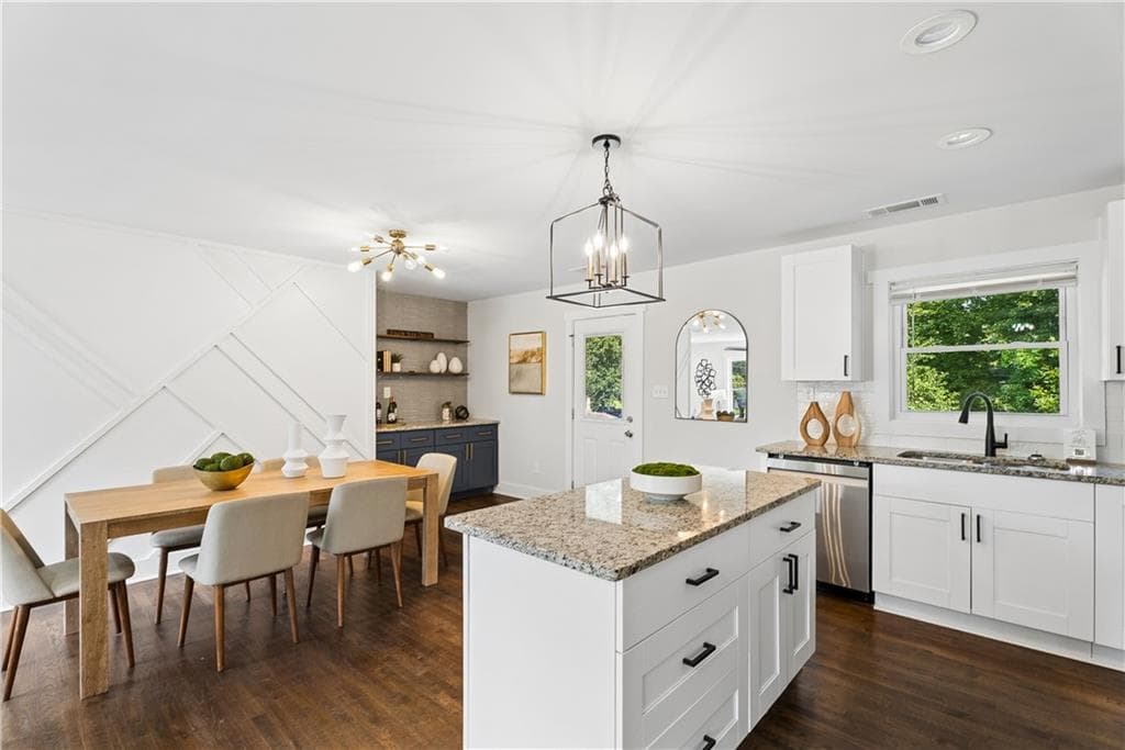 4 bedroom, 3 bathroom, 1,850 sq ft single family residence for sale at 645 Montevista Street, Atlanta, GA 30310 — photo 10