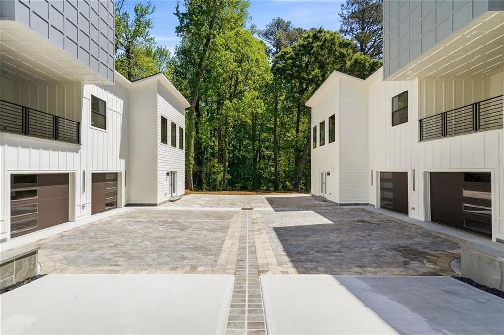 6 bedroom, 12 bathroom, 9,200 sq ft single family residence for sale at 415 419 Westside Drive, Roswell, GA 30075 — photo 3