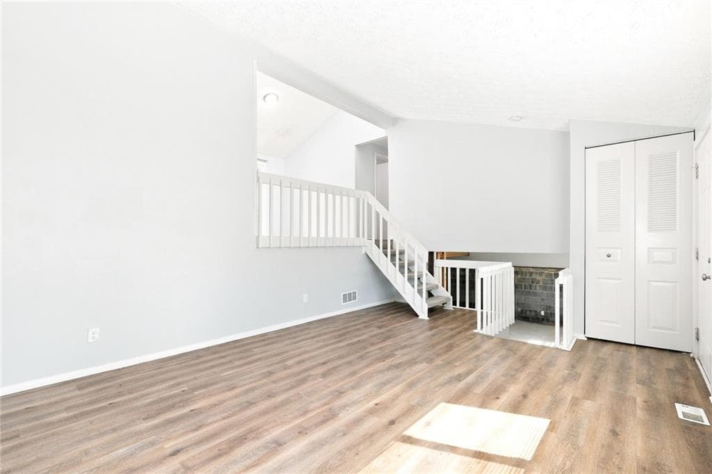 3 bedroom, 2 bathroom, 2,120 sq ft single family residence for rent at 2078 Kimber Trail, Stone Mountain, GA 30088 for $1,505 a month — photo 6